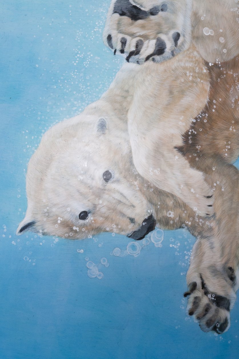 Ballet del oso polar, detalle, 2012 (acrílico sobre huevo esculpido en fibra de vidrio) de Odile Kidd