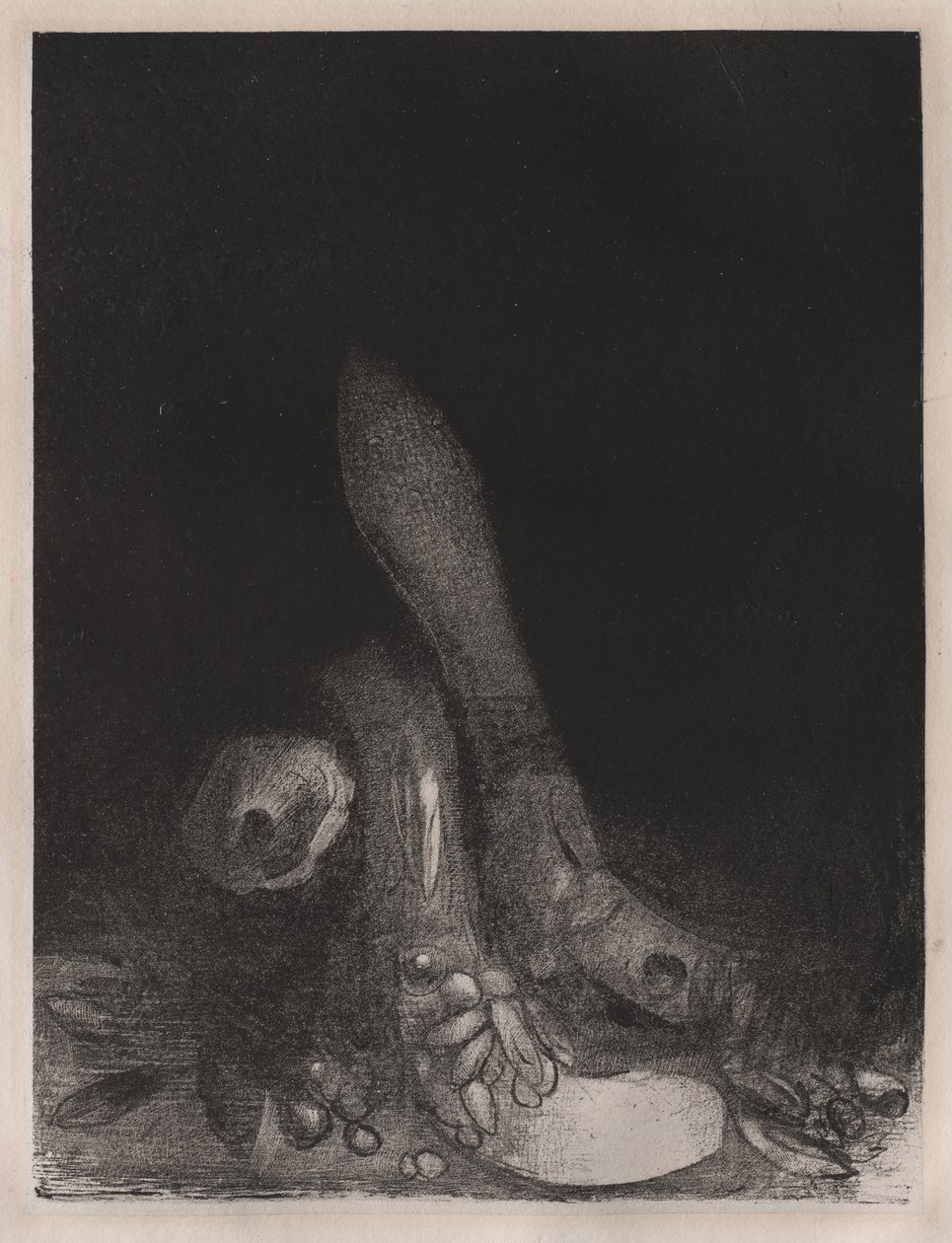 Caen flores y aparece la cabeza de una pitón de Odilon Redon