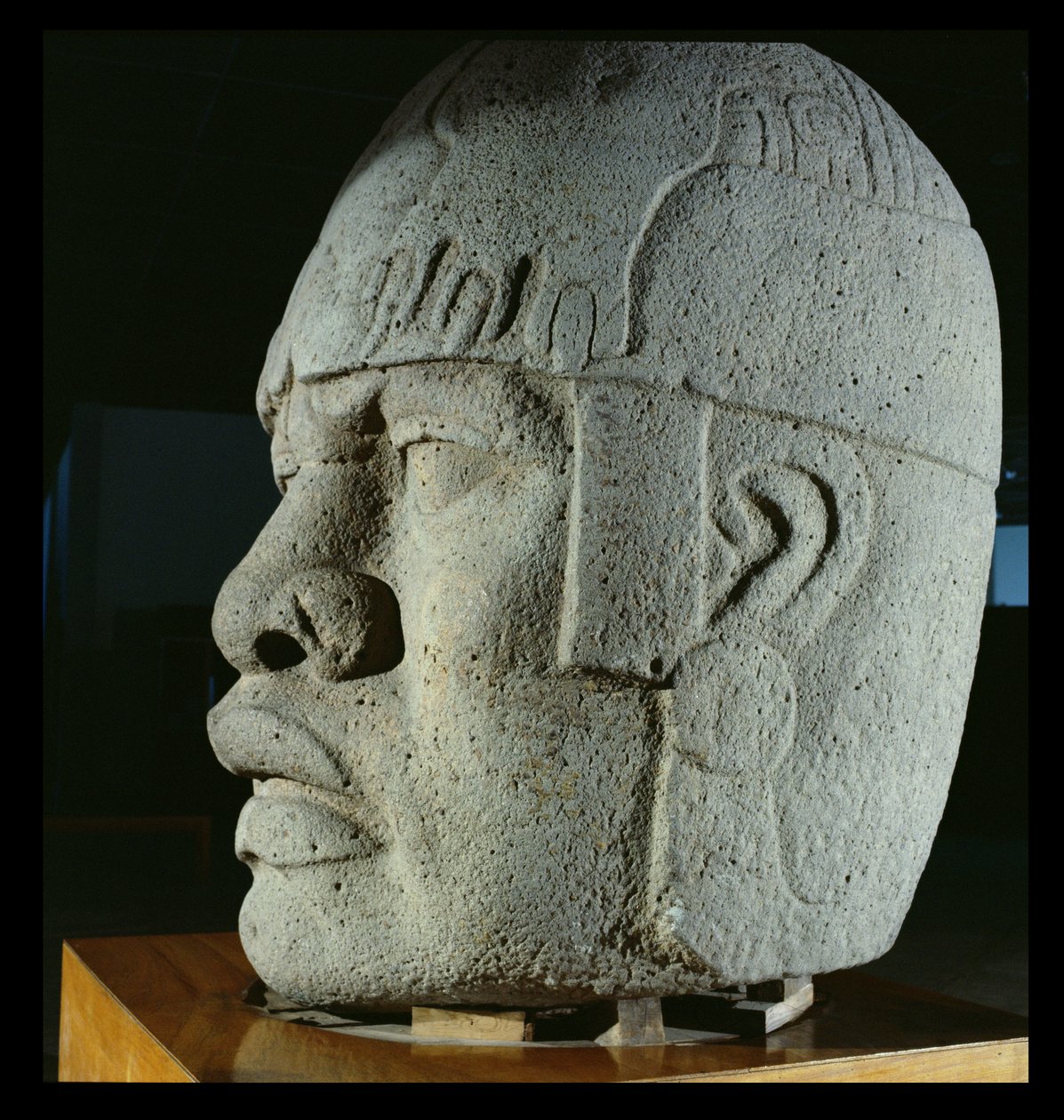 Cabeza Colosal 4 de San Lorenzo, Veracruz, México, preclásico (basalto) de Olmec