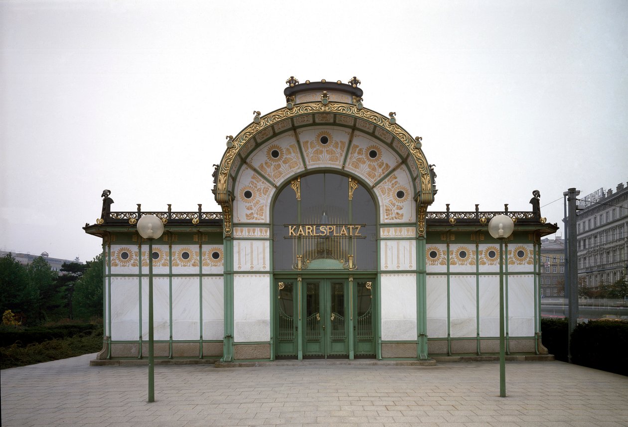 Art Nouveau: vista del pabellón de la estación de metro de Karlsplatz (ahora café) realizado por el arquitecto Otto Wagner (1841-1918) (Secesión Vienesa) 1894-1899 Viena, Austria de Otto Wagner
