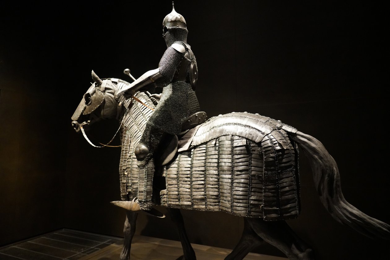 Armadura otomana de jinete y caballo, finales del siglo XV - principios del XVI (orfebrería) de Ottoman School