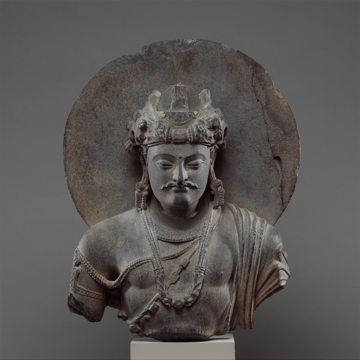 Busto de un Bodhisattva Shakyamuni, siglo III-IV de Pakistani School