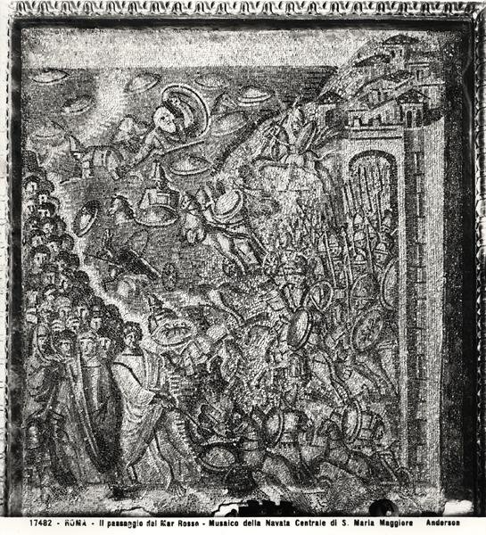 El cruce del Mar Rojo, de la nave central (mosaico) (foto en blanco y negro) de Paleo Christian