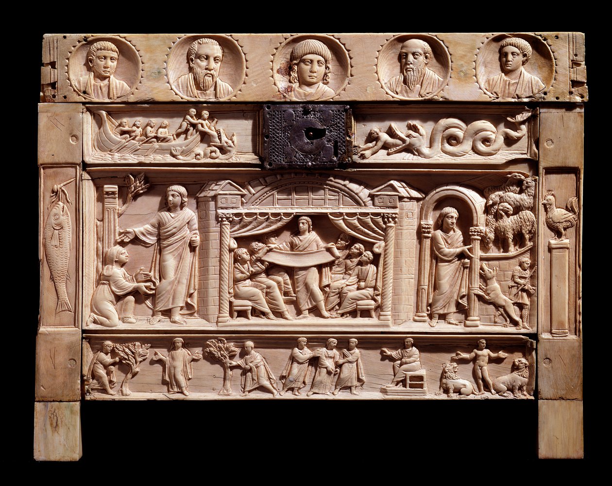 Relicario con relieves que representan escenas del Antiguo Testamento. Del monasterio de Santa Giulia, siglo IV de Paleo Christian