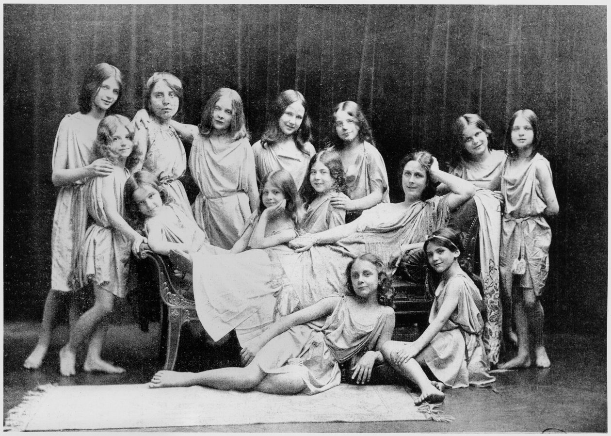 Isadora Duncan (1877-1927) y sus alumnos de la Escuela Grunewald, 1908 de Paul Berger