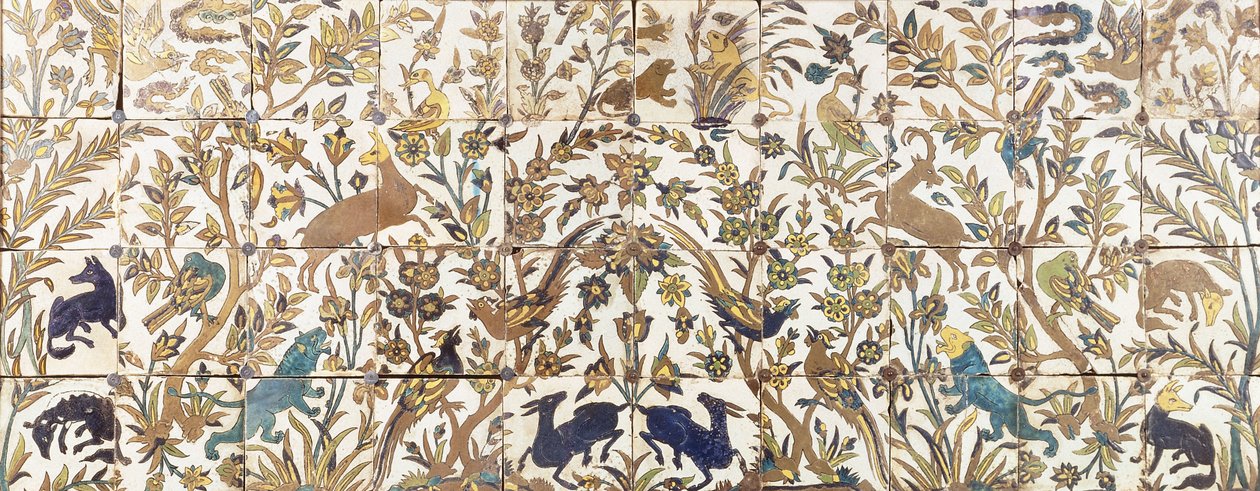 Un panel de azulejos de cuerda seca, compuesto por cuatro filas de diez azulejos, pintado con vegetación habitada por pájaros, ciervos y leones, siglo XVII de Persian School