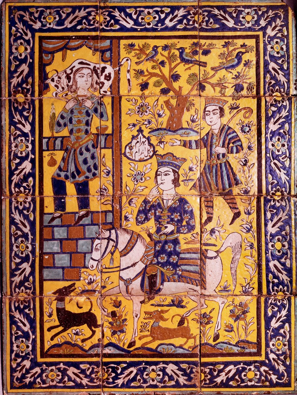 Gulendam es perdonada por un comentario torpe que hizo a Vahram V Gour (Evening-primrose) (o Bahram Gur o Gor), rey sasánida de Persia, llevando un buey en su hombro. Panel de placas de revestimiento de mosaico que representa un episodio del Shahnameh de Persian School