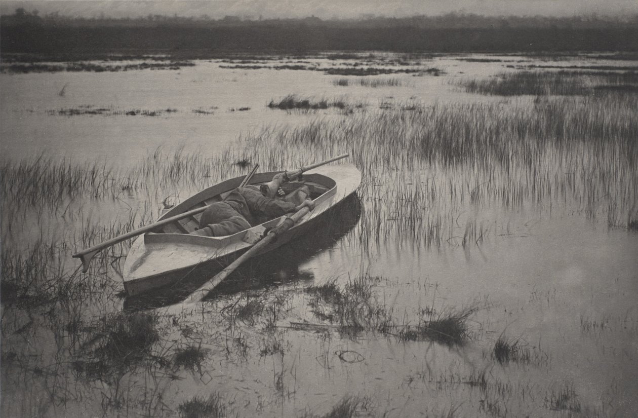 Artillero trabajando para cazar aves de Peter Henry Emerson