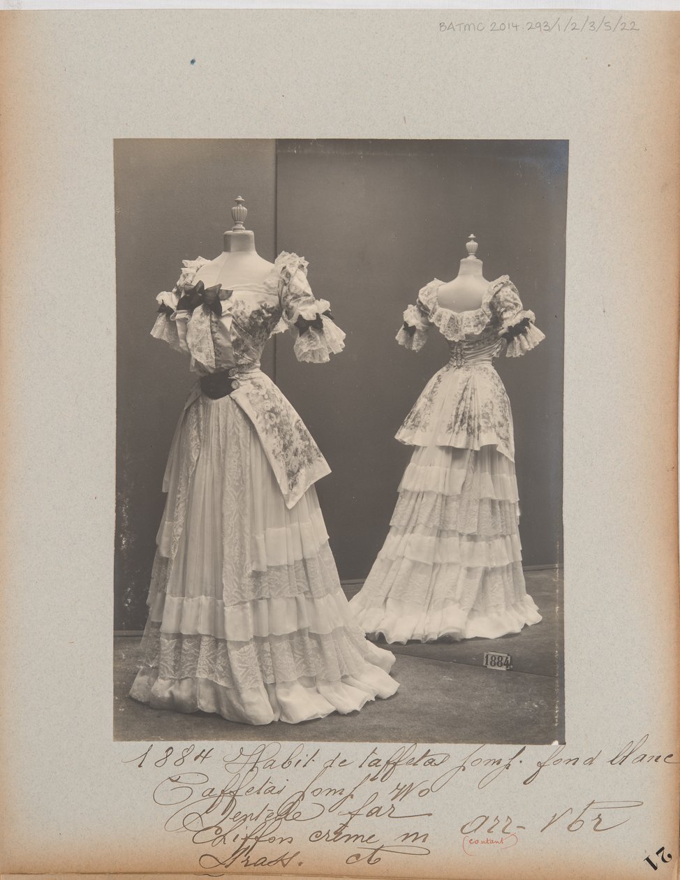 Página de álbum: Casa de Worth, vestido de baile de Photographer French