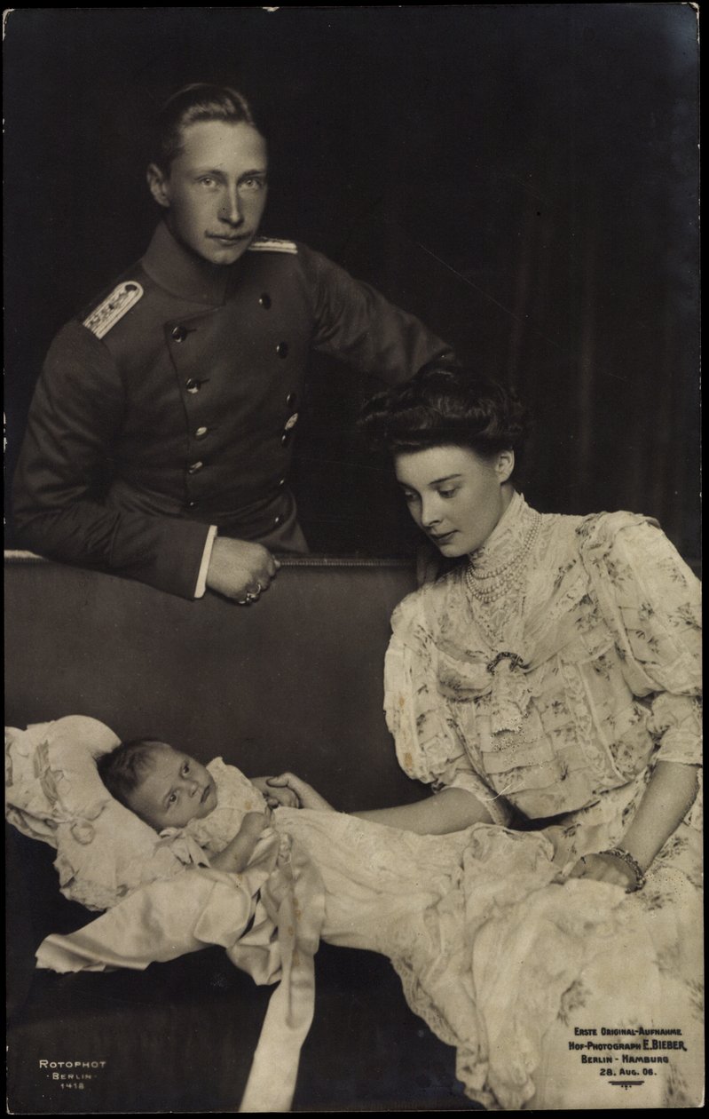 Pareja de príncipes herederos, Friedrich Wilhelm, Cecilie, RPH 1418 de Photographer German