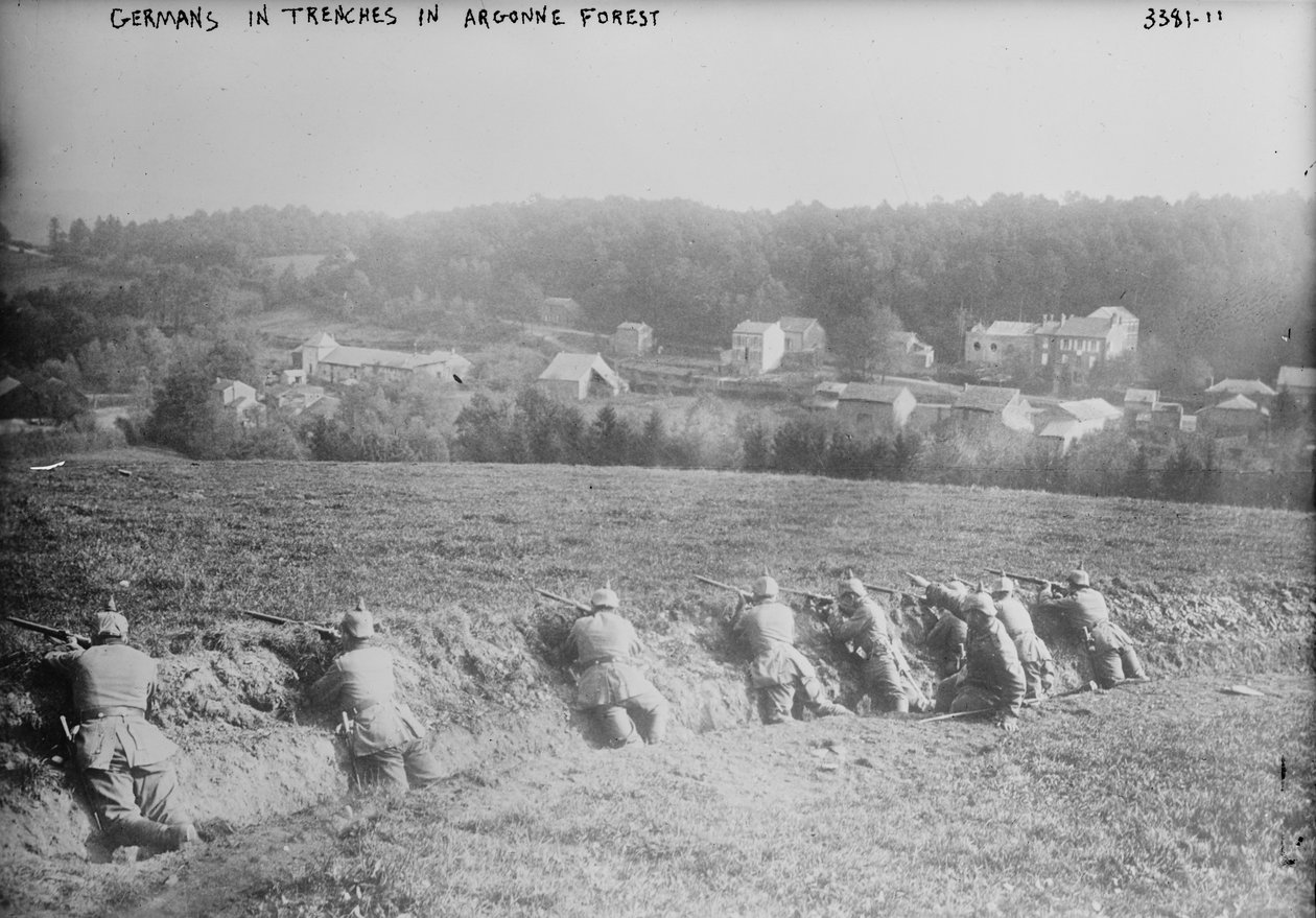 Alemanes en trincheras en el Bosque de Argonne de Photographer German