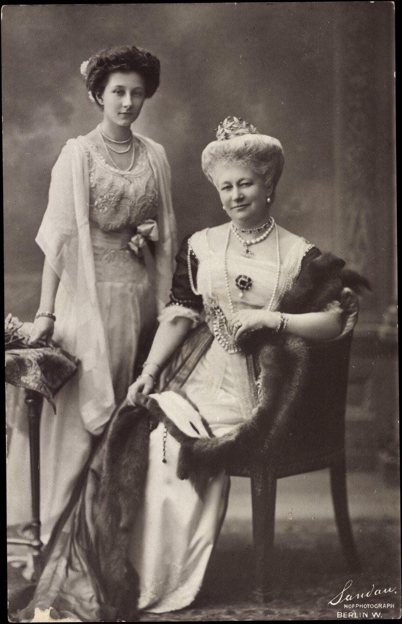 Wohlfahrts Postal, Princesa heredera Luise, Victoria de Photographer German