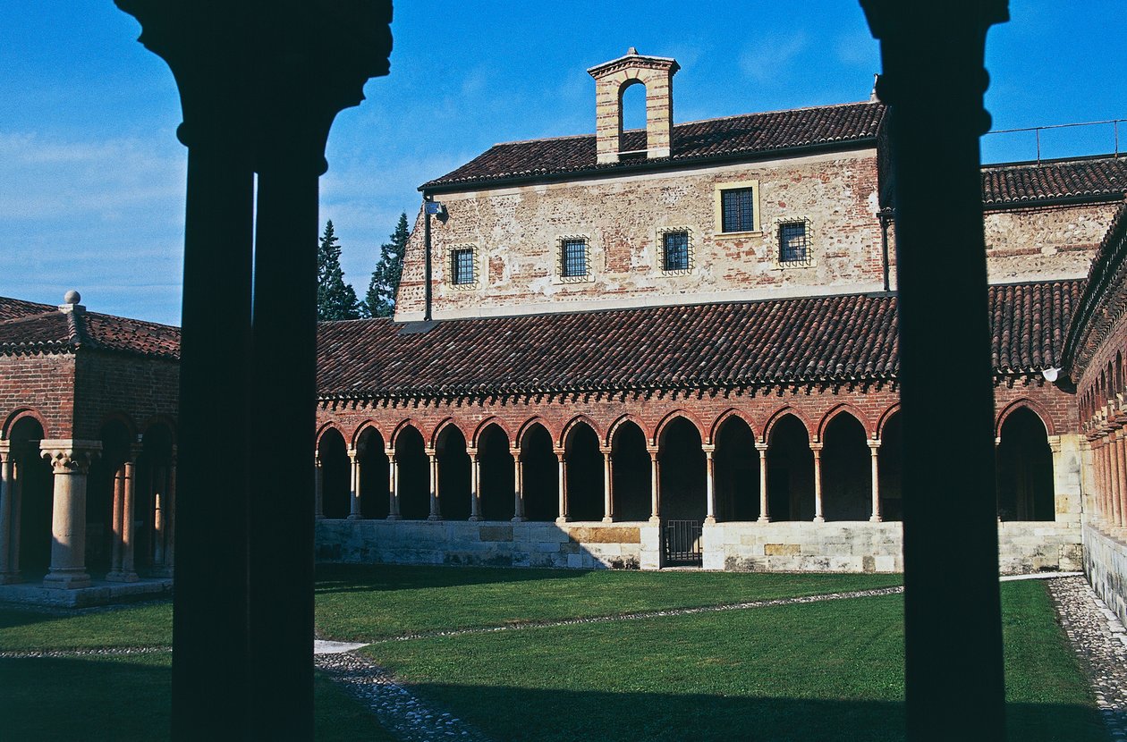 Claustro, Basílica de San Zenón (o San Zenón Mayor y San Zenón), Verona (Lista del Patrimonio Mundial de la UNESCO, 2000), Véneto, Italia de Blaise Nicolas Le Sueur