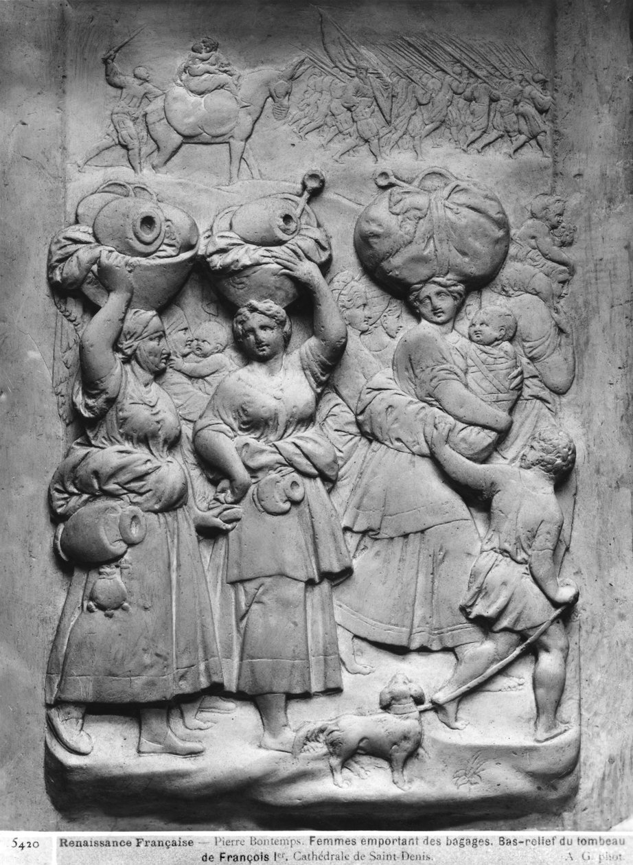 Tumba de Francisco I 1494-1547 y su esposa, Claudia de Francia (detalle de un grupo de mujeres del pueblo con equipaje en la cabeza) de Pierre Bontemps