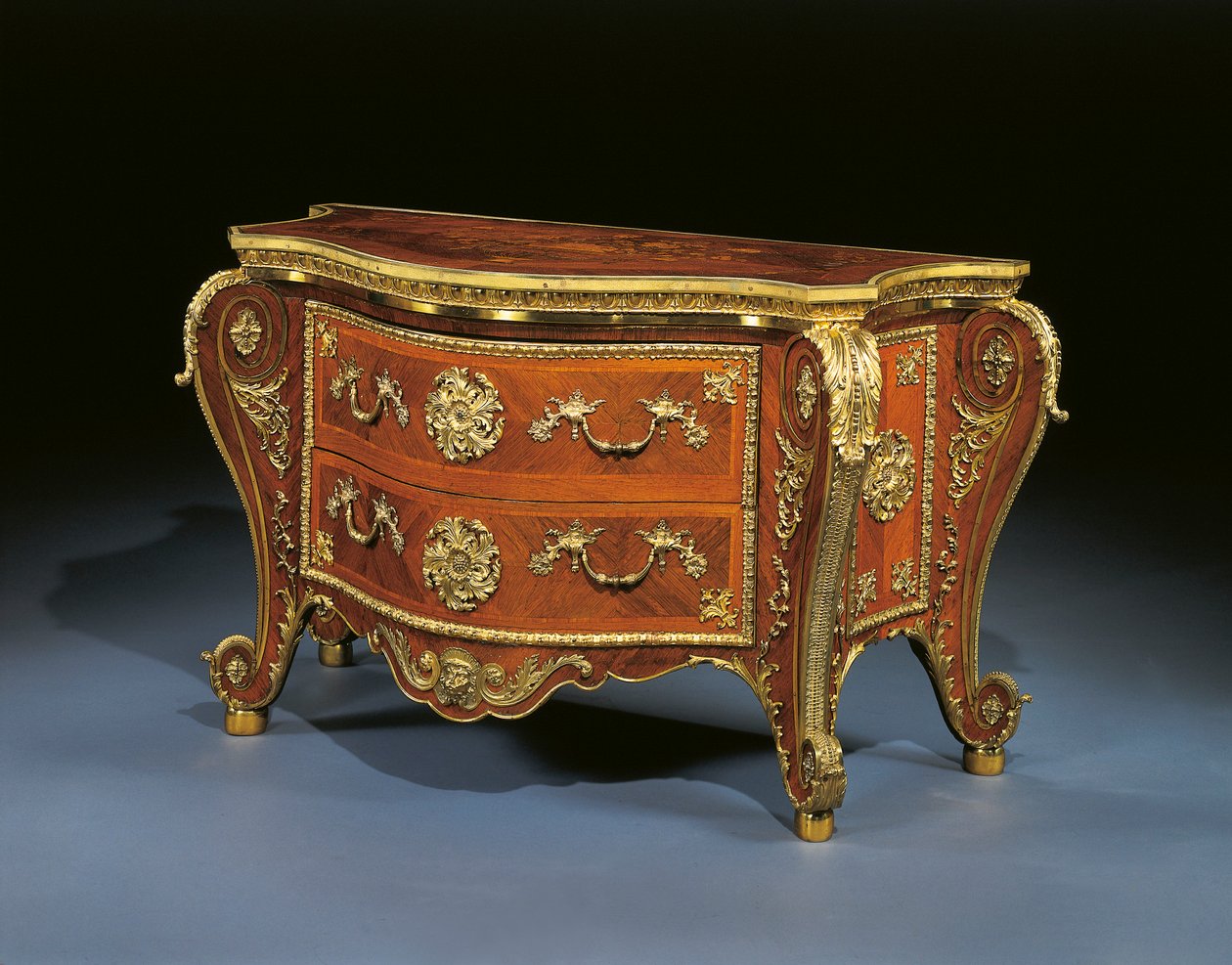 Cómoda bombe de Jorge III de Pierre Langlois