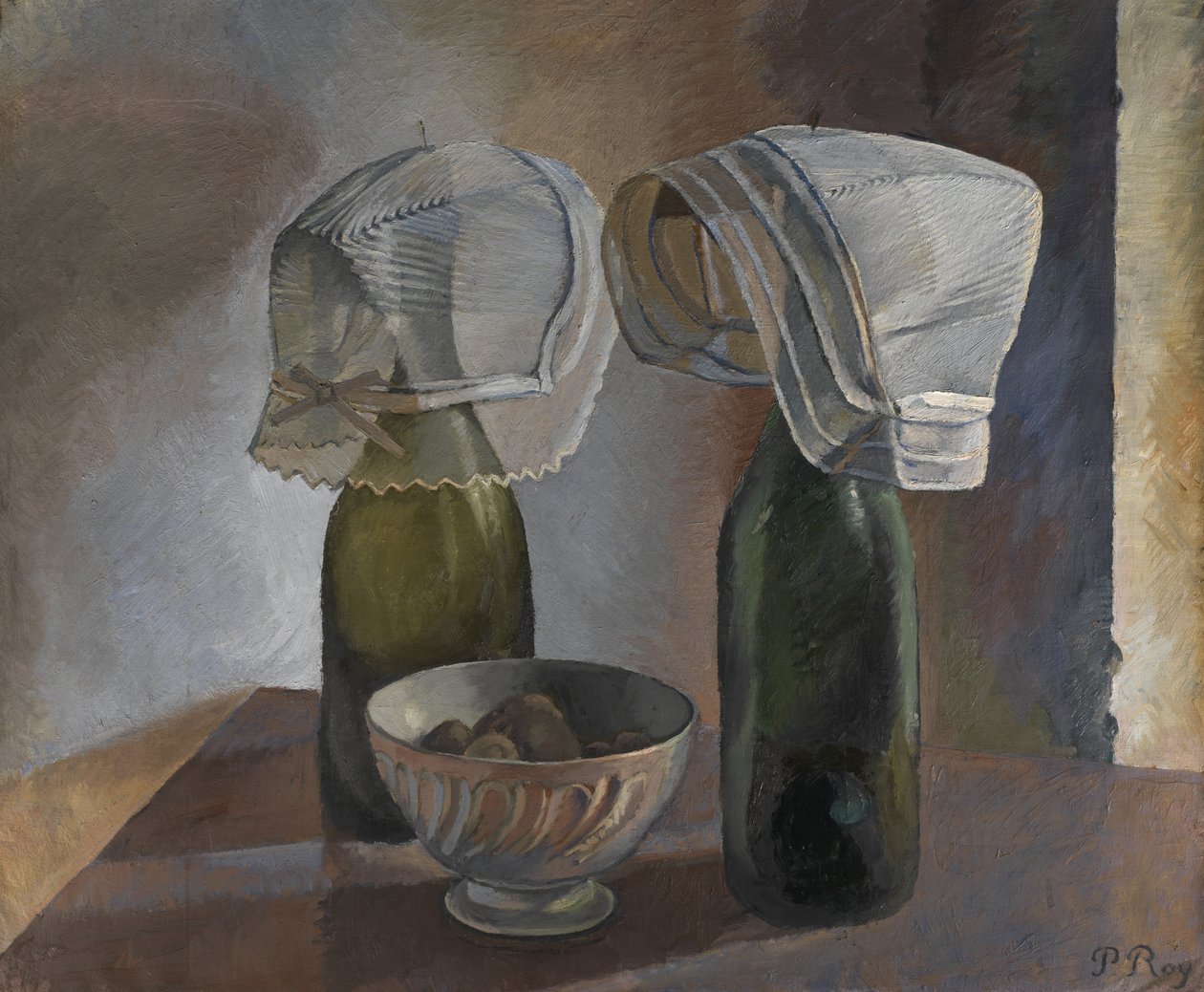Naturaleza muerta con botellas y bonetes bretones, c.1924 (óleo sobre lienzo) de Pierre Roy
