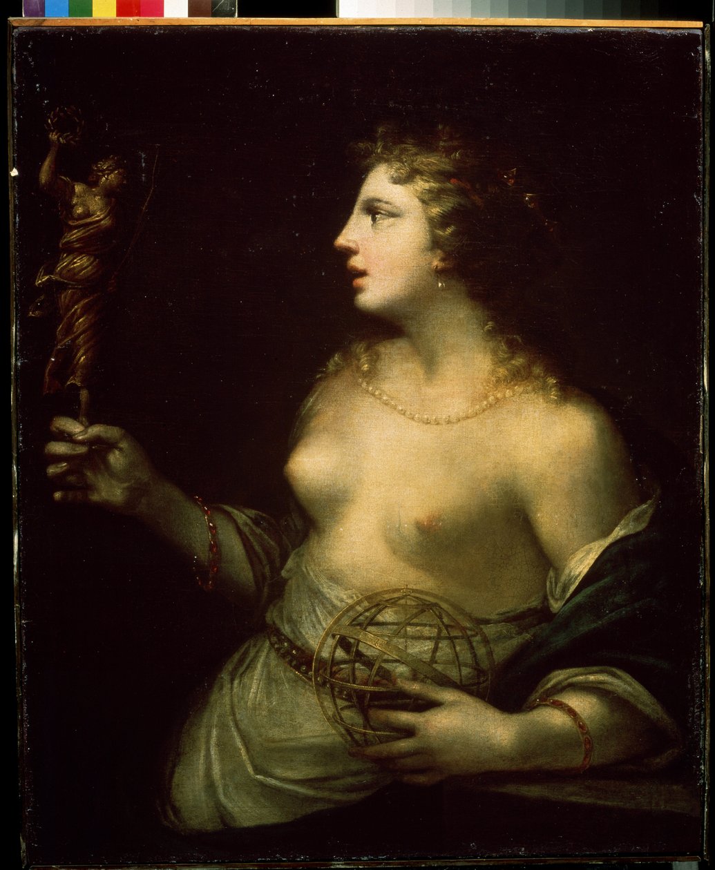 ""Urania"" (Urania) representación de la musa protectora de la astronomía y la astrología, sosteniendo una mano sobre una esfera. Pintura de Pietro Liberi (1614-1687) Museo de Arte Mikhail Kroshitsky del siglo XVII, Sebastopol (Sebastopol) Ucrania de Pietro Liberi