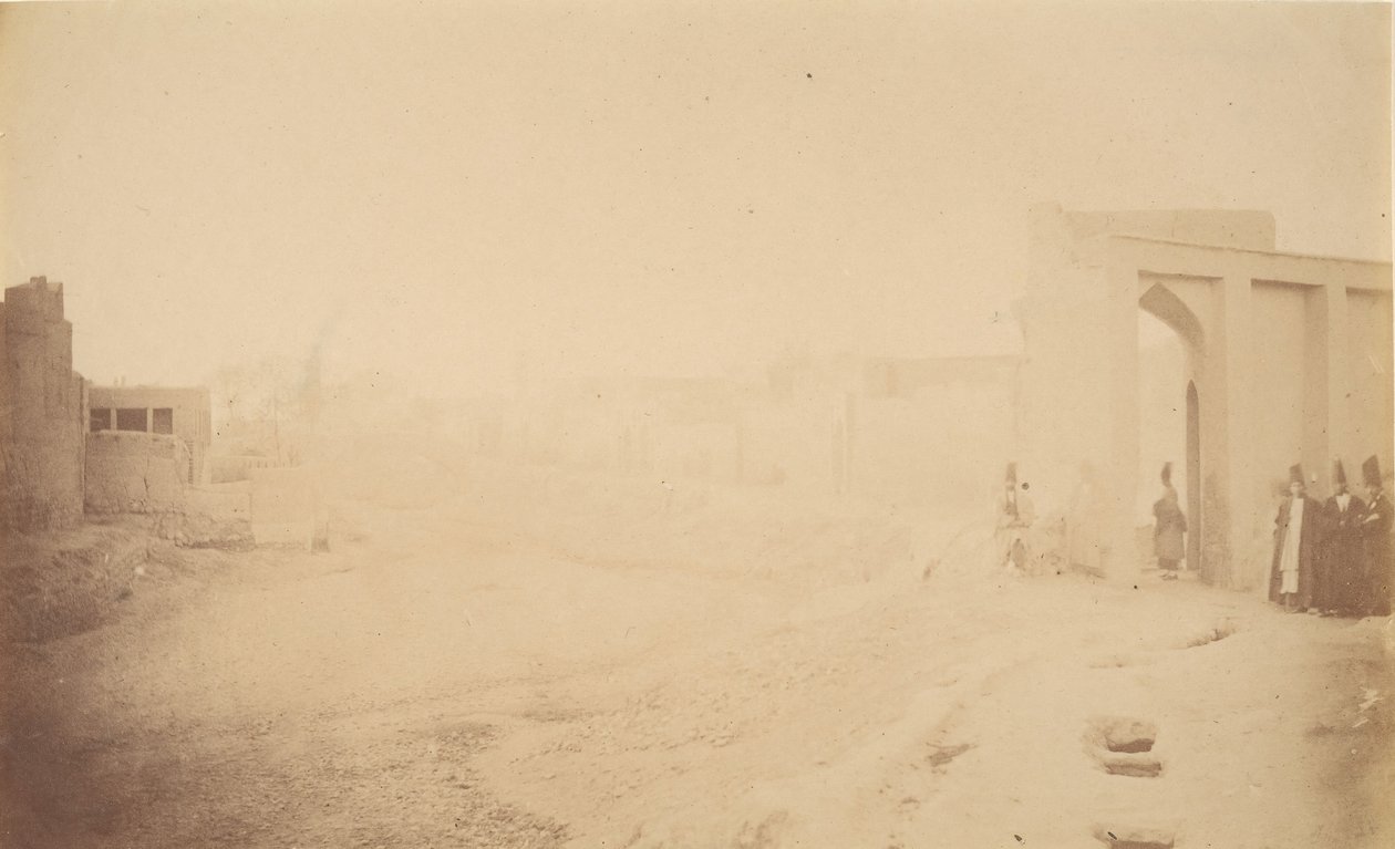 [Vista de TABRIZ], 1840s-60s de Possibly by Luigi Pesce.