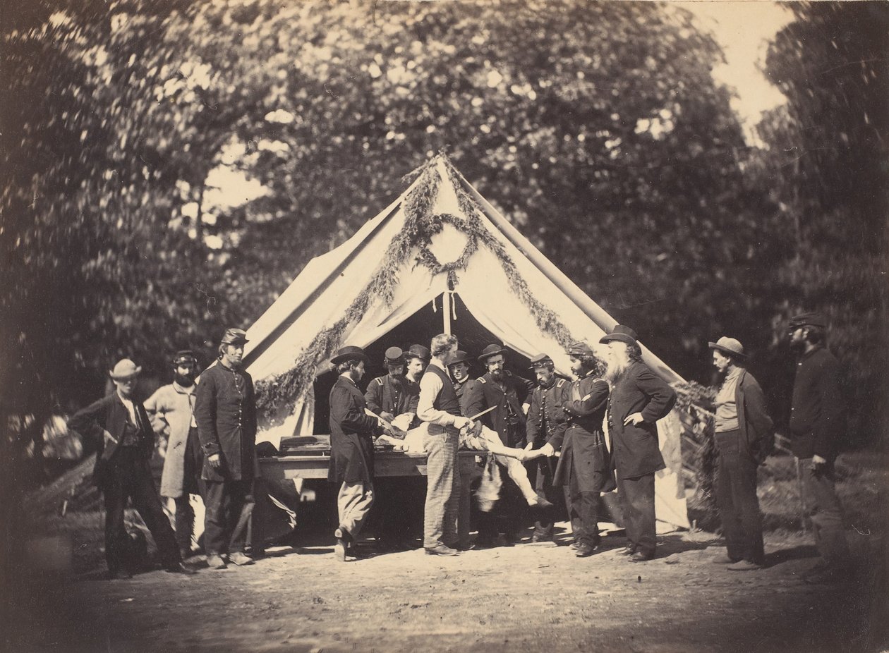 Tienda de Operaciones, Campamento Letterman, Gettysburg, Pennsylvania, 1863 de Possibly by Weaver Brothers.