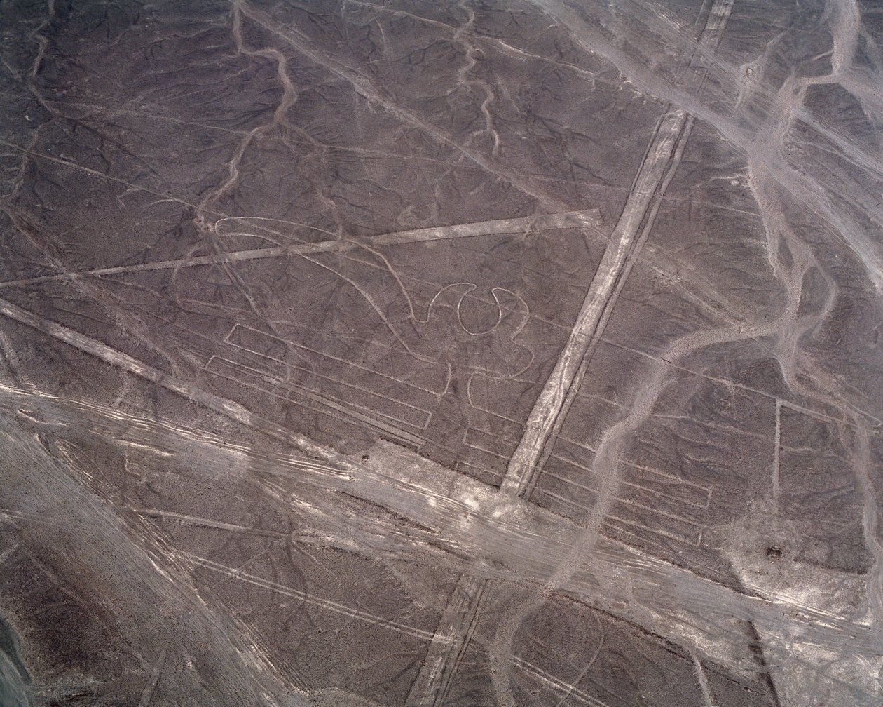 Vista aérea de las Líneas de Nazca de Prehistoric Prehistoric