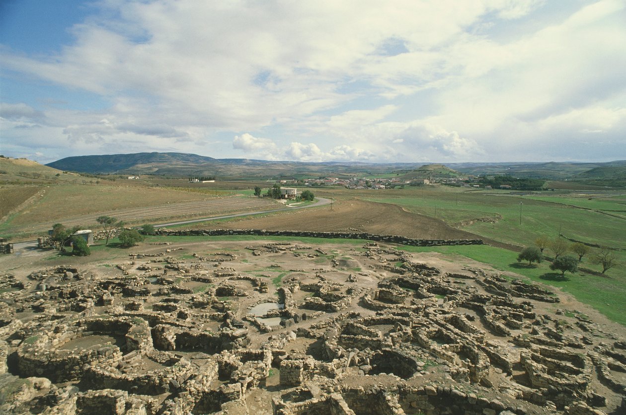 Italia, Región de Cerdeña, Barumini, provincia de Medio Campidano, yacimiento arqueológico "Su Nuraxi". de Prehistoric Prehistoric