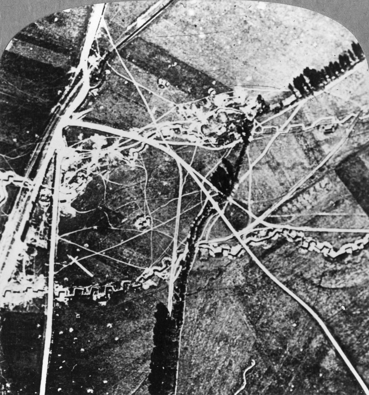 La Línea Hindenburg desde 8000 pies, Francia, Primera Guerra Mundial, c1916-c1918 de Realistic Travels Publishers
