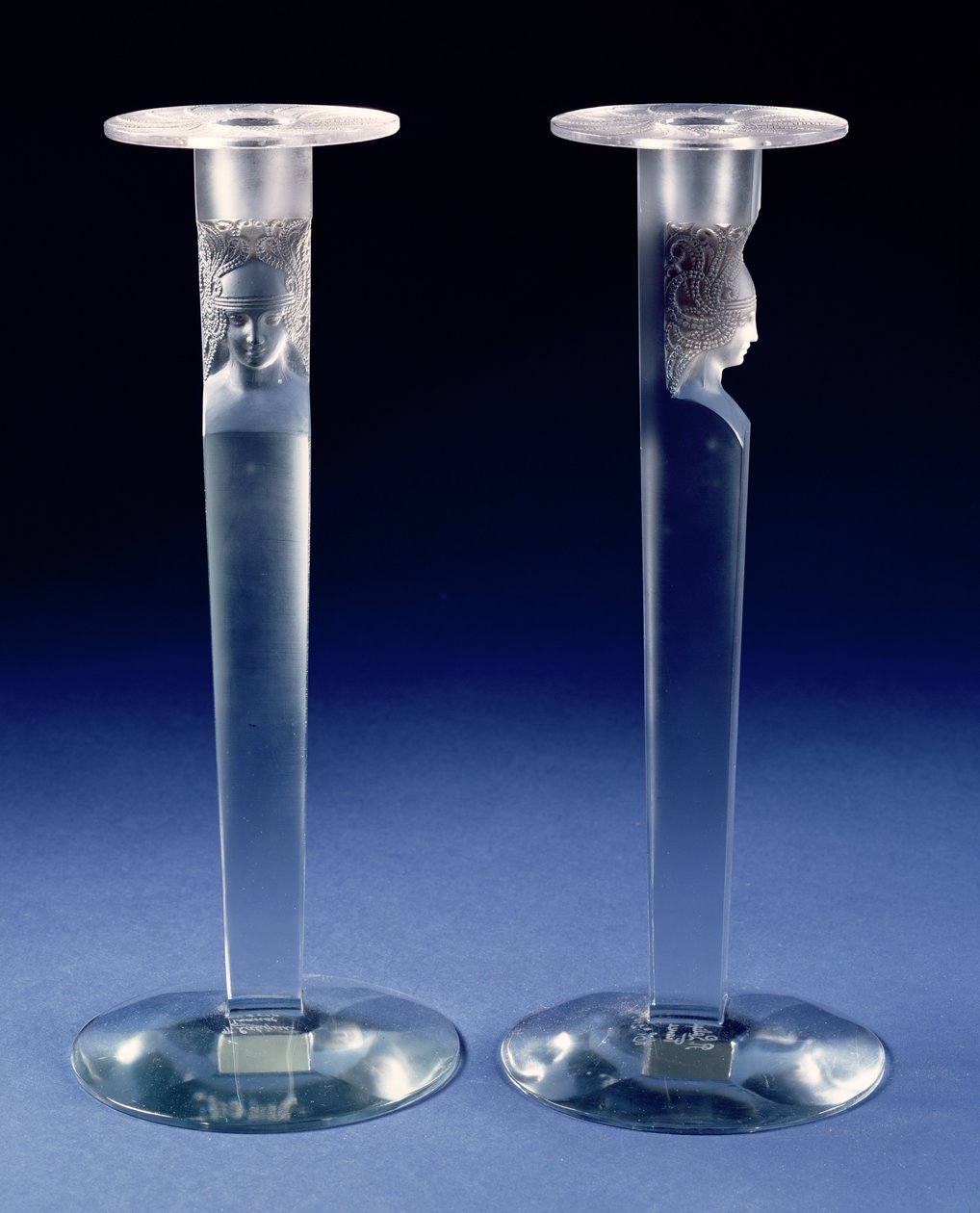 Cariatide, un par de candelabros (vidrio) de Rene Jules Lalique
