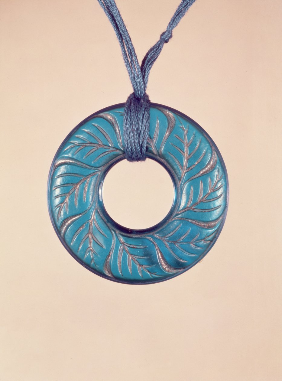 Colgante con acabado satinado por Lalique, c.1902 de Rene Jules Lalique