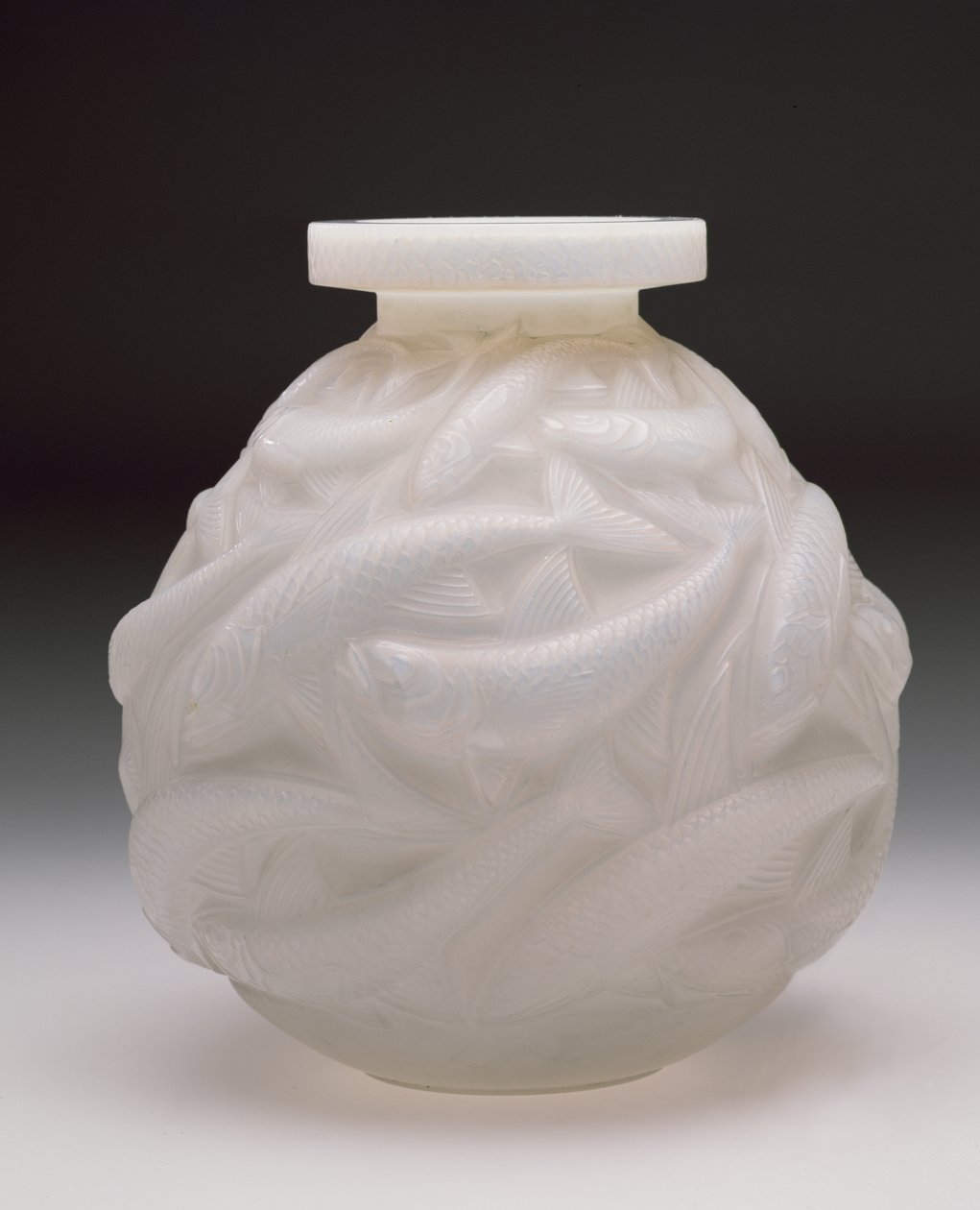 Jarrón de salmón, 1928 de Rene Jules Lalique