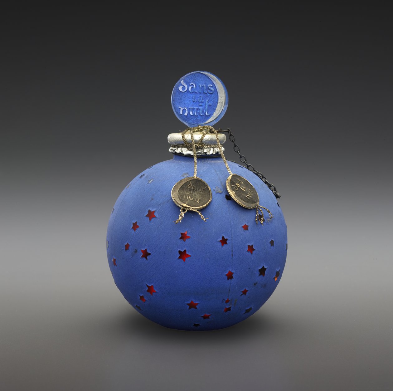 Dans la Nuit, botella diseñada en 1924, hecha c.1930 de Rene Jules Lalique