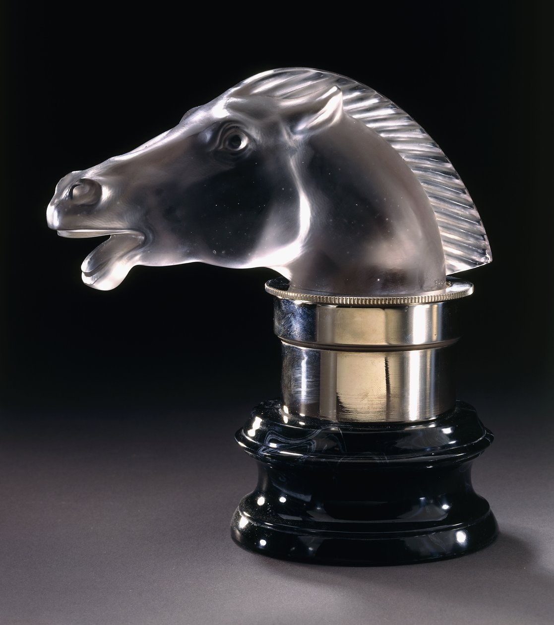 Epsom, c.1928 de Rene Jules Lalique