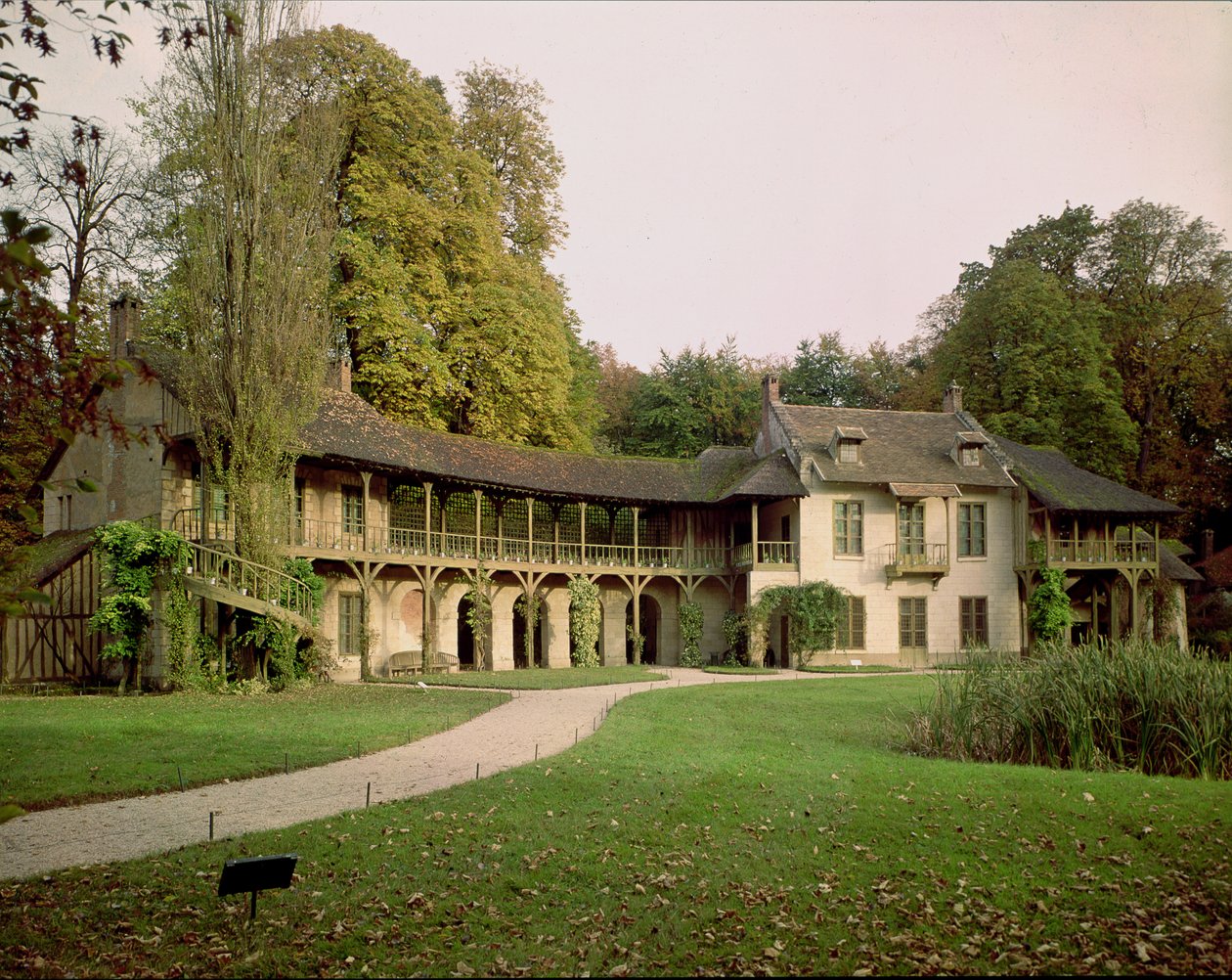 El Hameau de María Antonieta (1755-93), construido en 1783-86 de Richard Mique