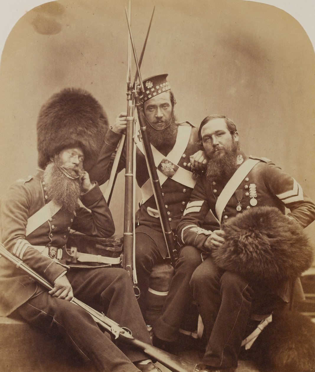 Reynolds, Temple y Judd, Guardias Fusileros Escoceses de Robert Howlett