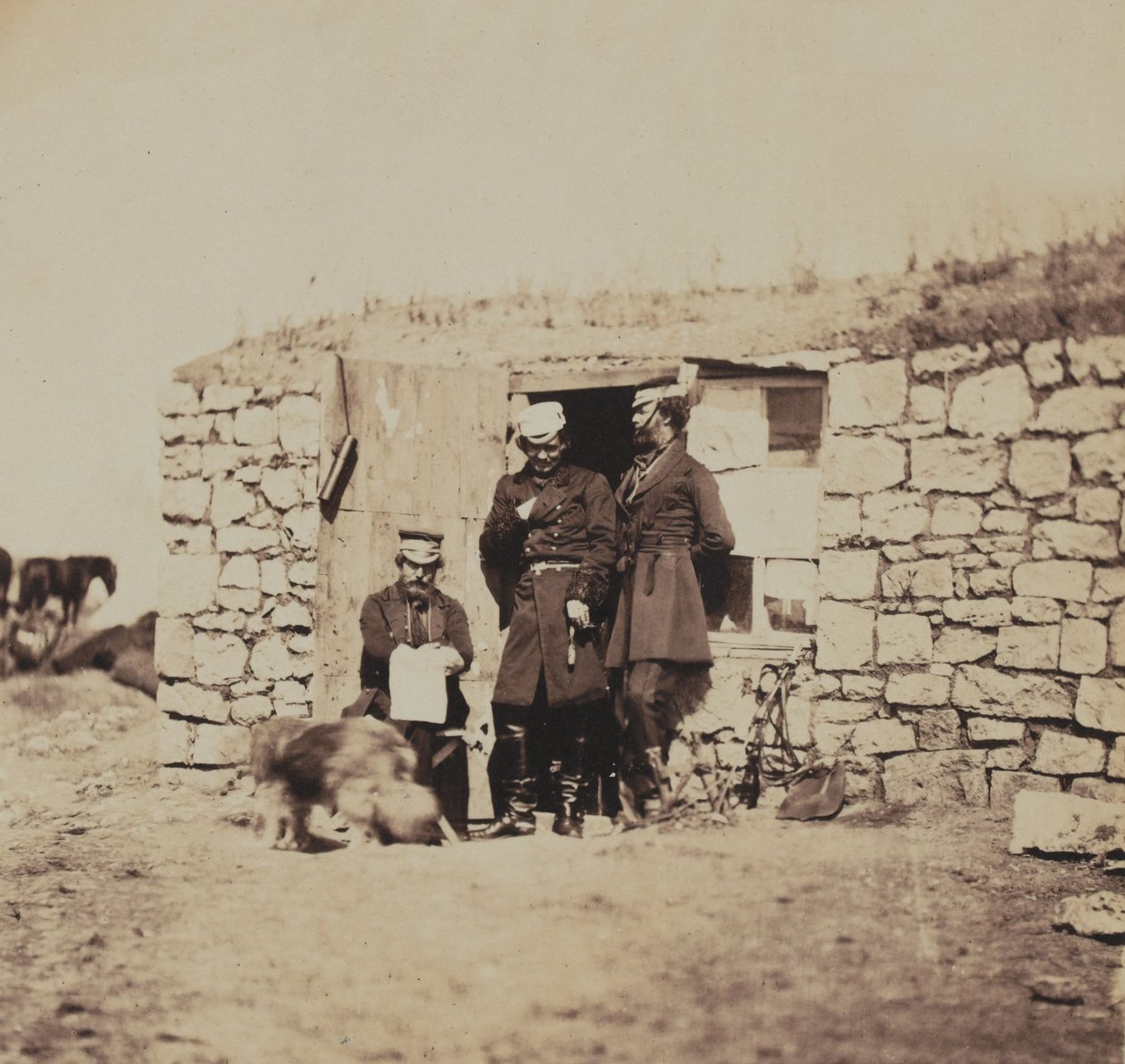 Oficiales en el Estado Mayor del Teniente General Sir Richard England, de un álbum de 52 fotografías asociadas con la Guerra de Crimea, 1855 de Roger Fenton