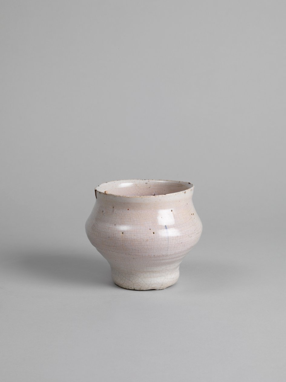 Cuenco blanco de loza, 1914-15 de Roger Eliot Fry