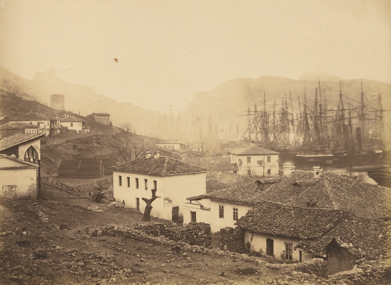 Balaklava, mirando hacia el mar. de Roger Fenton