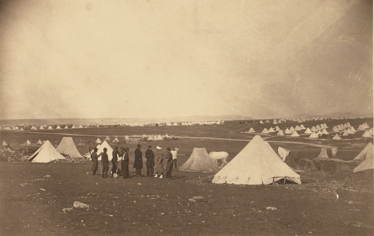 Cuartel General Bosquets mirando hacia la Granja Mackenzie. de Roger Fenton