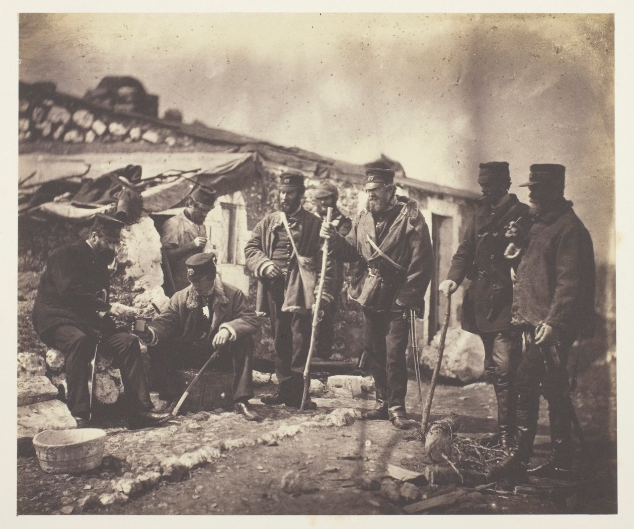 El teniente coronel Shadforth y los oficiales del 57.º regimiento de Roger Fenton