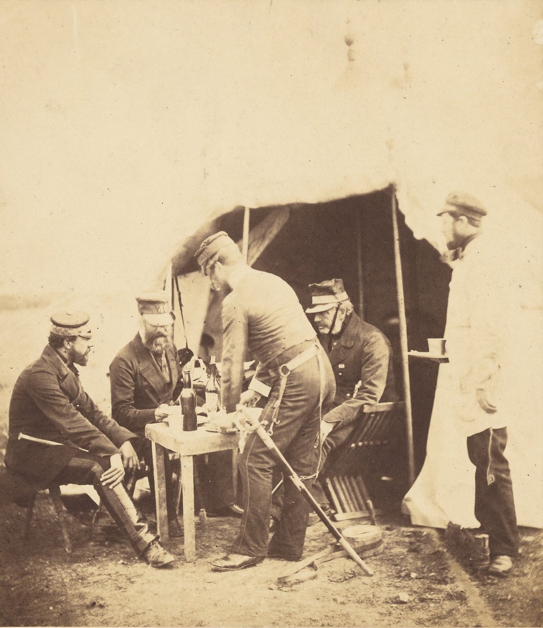 Mayor general Garrett y oficiales del 46.º de Roger Fenton