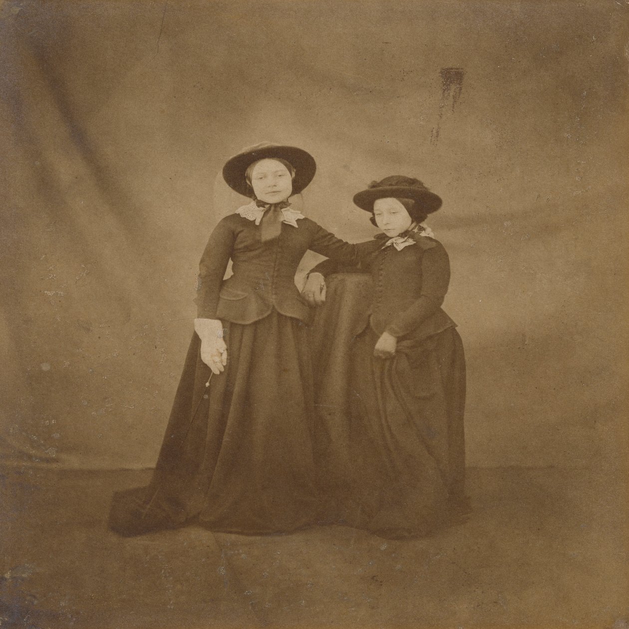 Victoria, princesa real, y la princesa Alicia de Roger Fenton