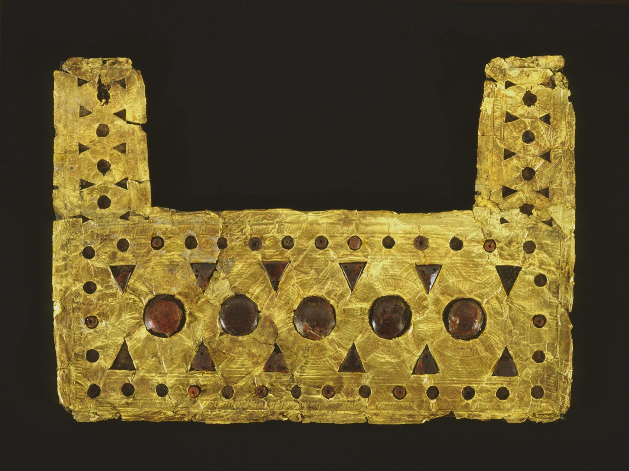 Coraza, de la tumba de Castlellani en Palestrina (oro y ámbar) de Roman