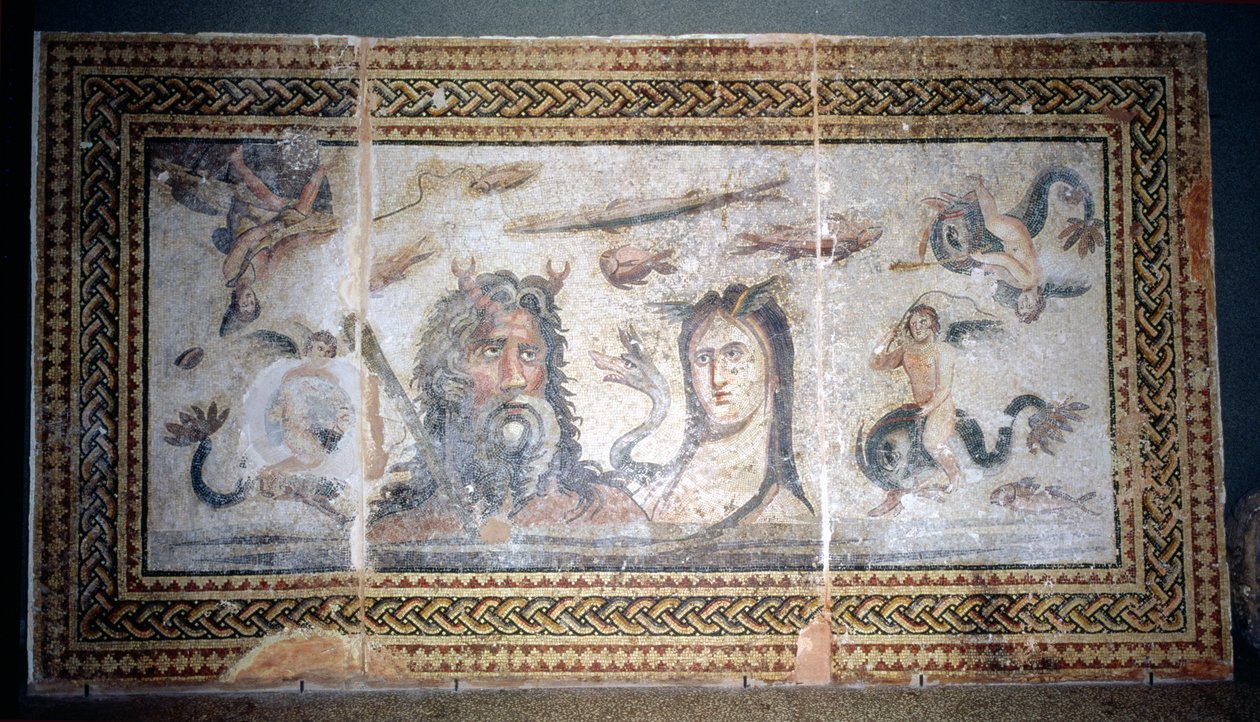 Piso que representa a Oceanus y Tethys entre criaturas marinas, de Belkis (ahora Zeugma) Turquía de Roman