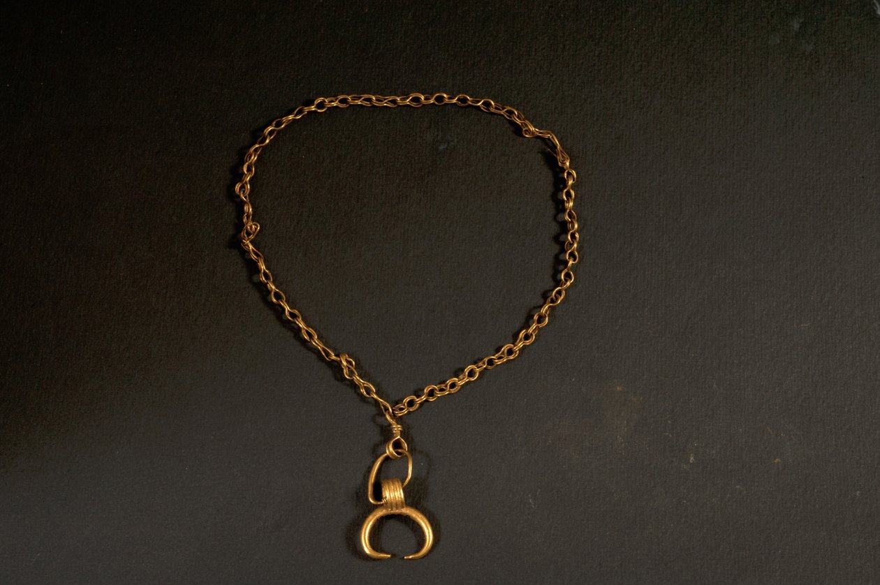 Collar con colgante (oro) de Roman