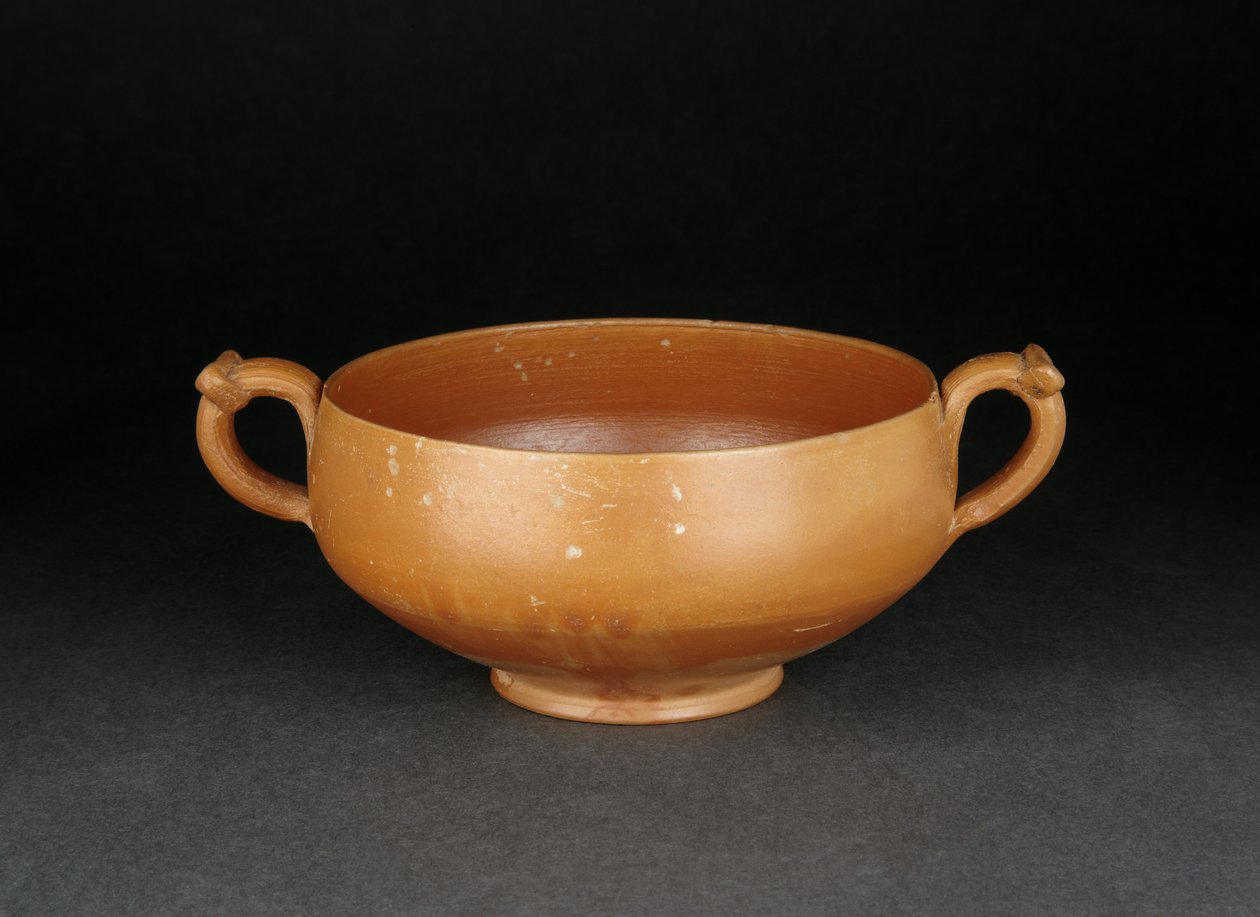 Copa de paredes delgadas de Roman