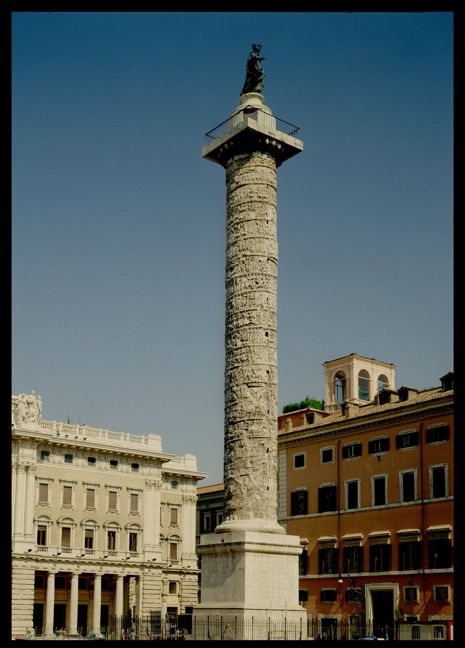 Vista de la Columna de Trajano, 113 d.C. de Roman