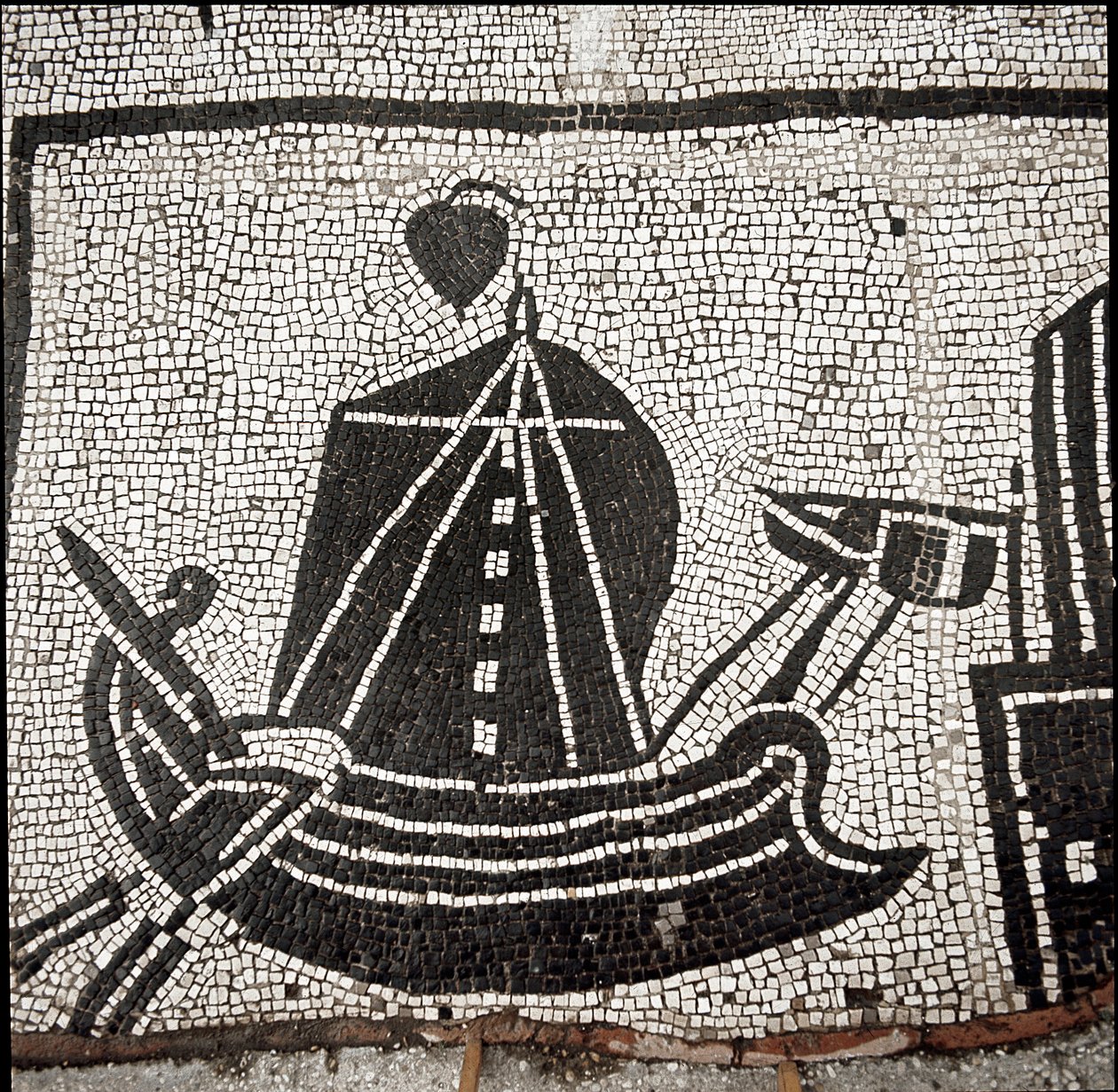 Un barco en el puerto de Ostia (mosaico) de Roman