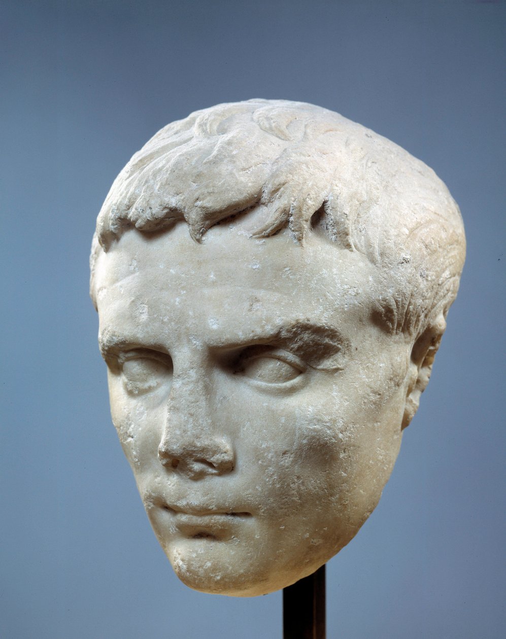 Arte de la Antigua Roma: Rostro de Augusto (Octavio, 63 a.C.-14 d.C. Primer emperador romano. Escultura encontrada en Cos, entre 27 y 20 a.C.). París, Museo del Louvre de Roman