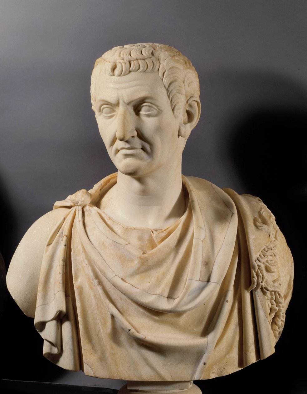 Busto del emperador Nerva (Marcus Cocceius Nerva) de Roman