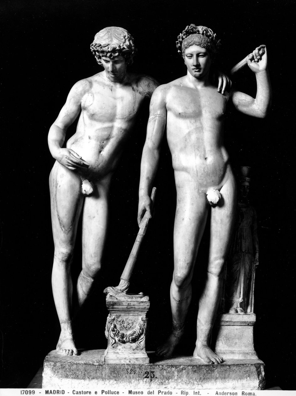 Cástor y Pólux o Orestes y Pílades, grupo de San Ildefonso de Roman
