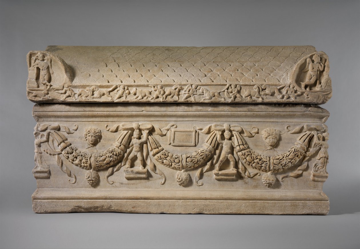 Sarcófago de mármol con guirnaldas, c.200-225 AD de Roman